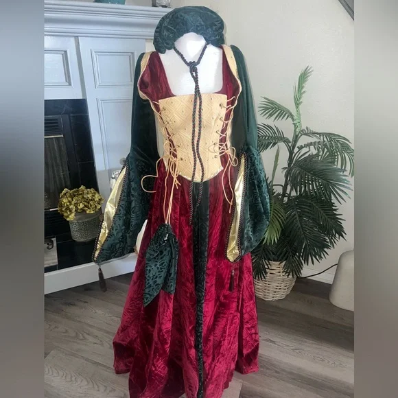 Velvet Renaissance Gown in Burgundy, Forest Green & Gold With Extras - Picture 4 of 17